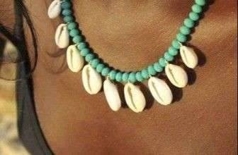 Collar de conchas