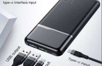 Batería portátil de 10000mAh al 45% (en blanco y negro)