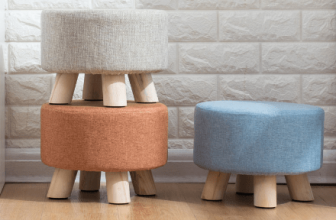 Originales taburetes redondos y tapizados al 50% de descuento