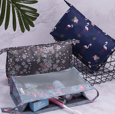 Neceser semi transparente con diferentes estampados (30% descuento)