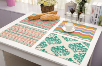 Mantelitos individuales con diferentes estampados