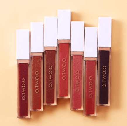 Brillo de labios O.TWO.O (varios colores)
