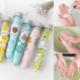 Tubo con mini pastillas para lavar las manos